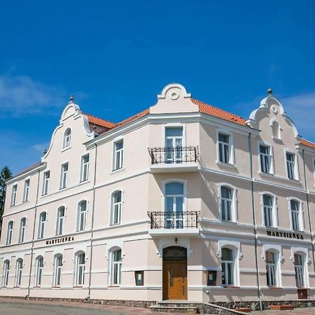 Marysienka Hotell Bisztynek Exteriör bild