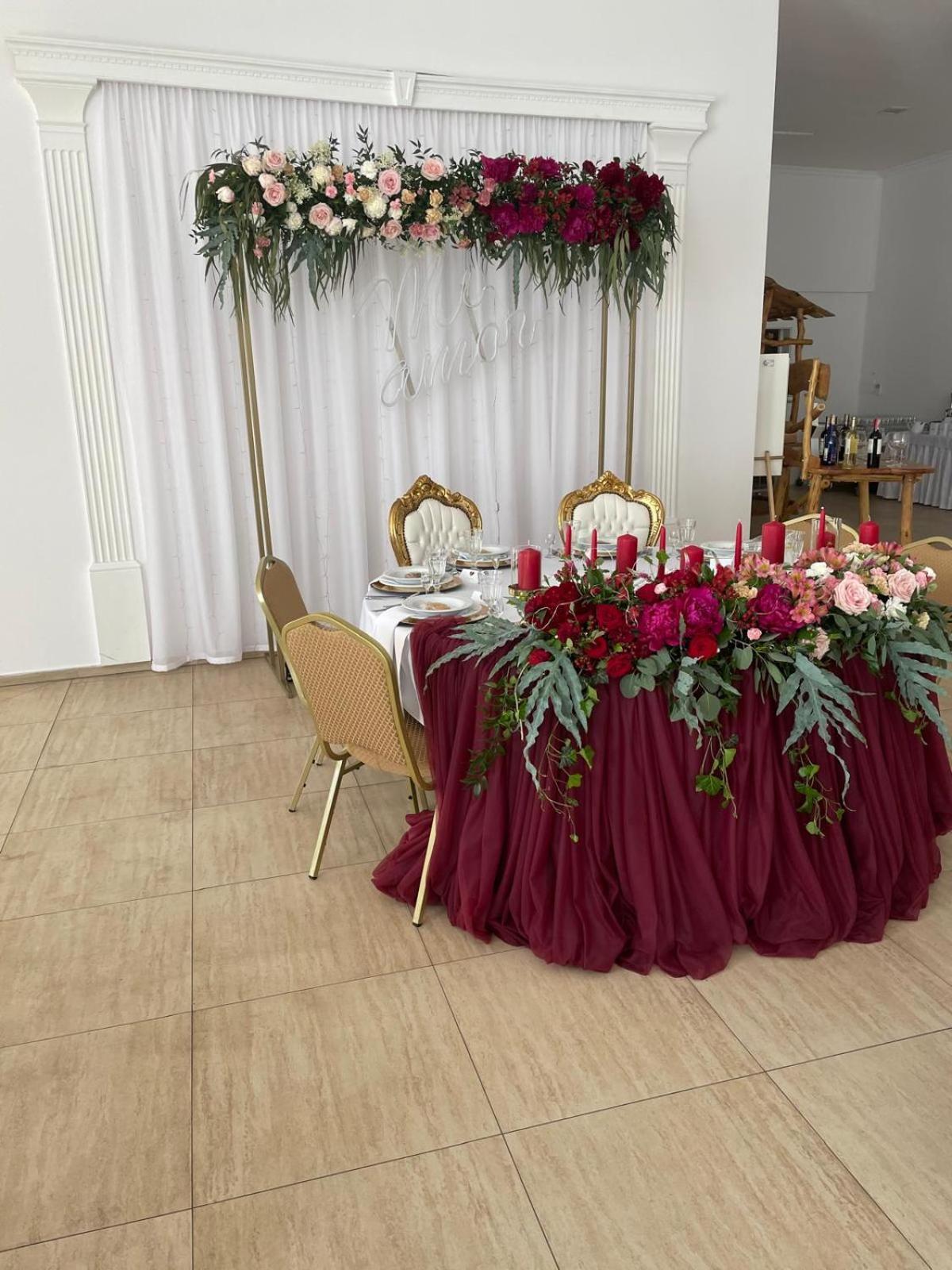 Marysienka Hotell Bisztynek Exteriör bild